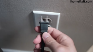 How to Unplug Samsung TV from Wall